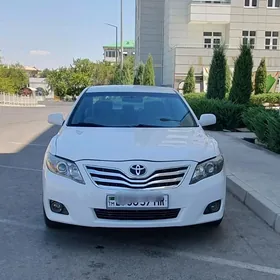 Toyota Camry 2010
