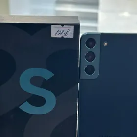 Samsung S22