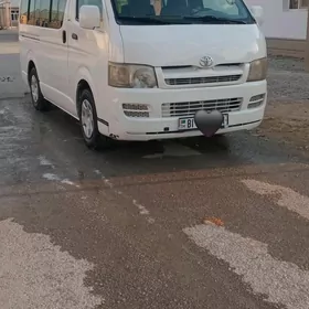 Toyota Hiace 2008