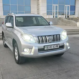 Toyota Land Cruiser Prado 2012