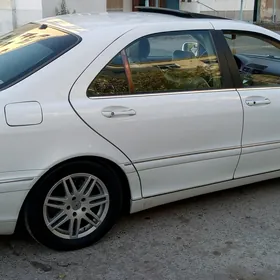 Mercedes-Benz S-Class 2002