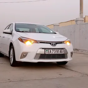 Toyota Corolla 2015