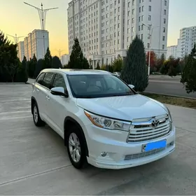 Toyota Highlander 2016