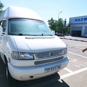 Volkswagen Transporter 2004