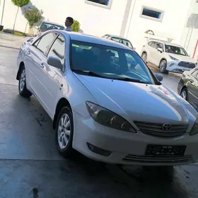 Toyota Camry 2005