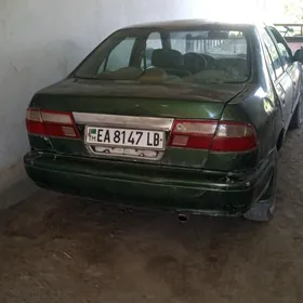 Nissan Sunny 1999