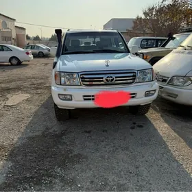 Toyota Land Cruiser 1999