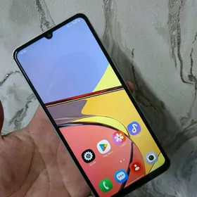 SAMSUNG A06  4/64