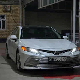 Toyota Camry 2020