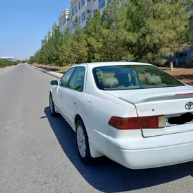 Toyota Camry 1999