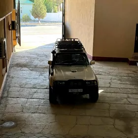Toyota Land Cruiser 1995