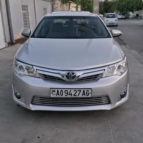 Toyota Camry 2014