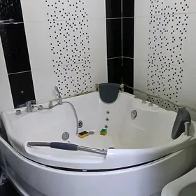 źakuzi vanna