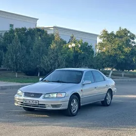 Toyota Camry 1999