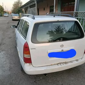 Opel Astra 1998