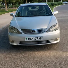 Toyota Camry 2004