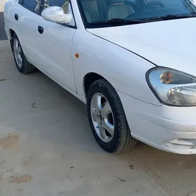 Daewoo Nubira 2002