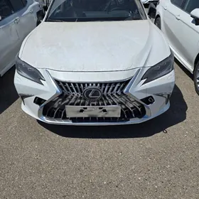 Lexus ES 350 2025
