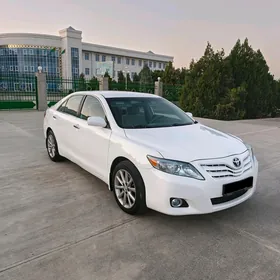 Toyota Camry 2010