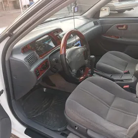 Toyota Camry 2001