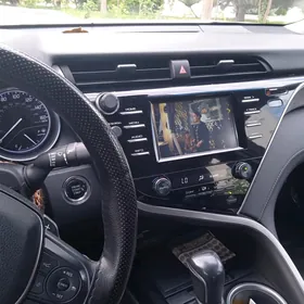 Toyota Camry 2018