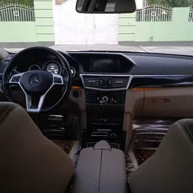 Mercedes-Benz E350 2010
