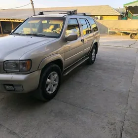 Nissan Pathfinder 2001