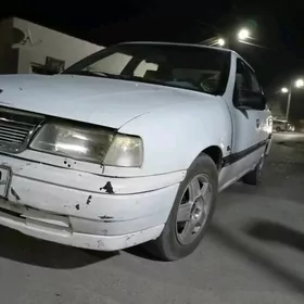 Opel Vectra 1990