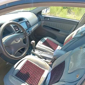 Toyota Camry 2003