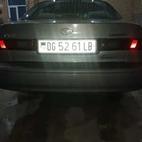 Toyota Camry 1998