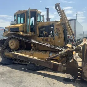 Caterpillar Dozer 2004