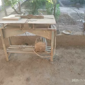 столярный станок
