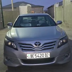 Toyota Camry 2011