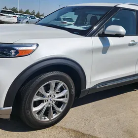 Ford Explorer 2022