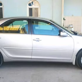 Toyota Camry 2003