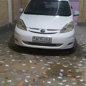 Toyota Sienna 2008