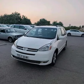 Toyota Sienna 2005