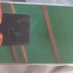Tehno Kamon 20 pro. 8+8/256
