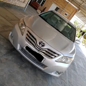 Toyota Camry 2010