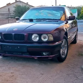 BMW 525 1990