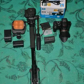 Lumix FZ100