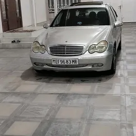 Mercedes-Benz 230E 2001