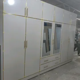Mebel taze