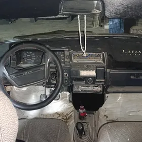Lada 21099 2000