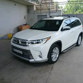 Toyota Highlander 2018