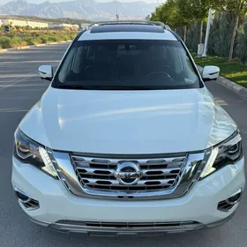 Nissan Pathfinder 2021