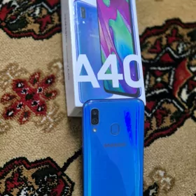 SAMSUNG GALAXY A40