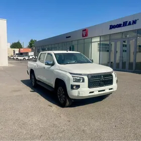 Mitsubishi L200 2025