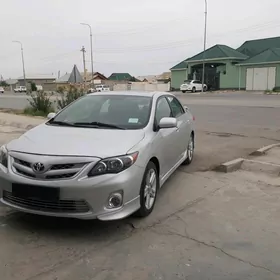 Toyota Corolla 2013