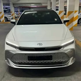 Toyota Crown 2023
